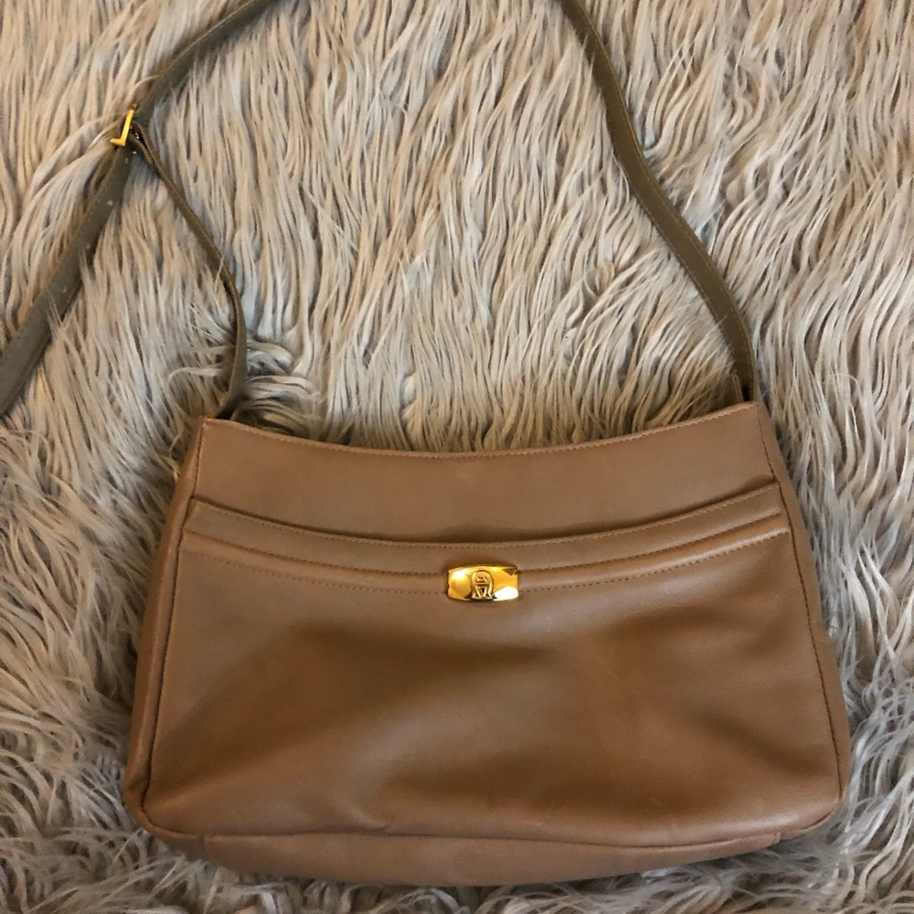 Etienne Aigner purse
